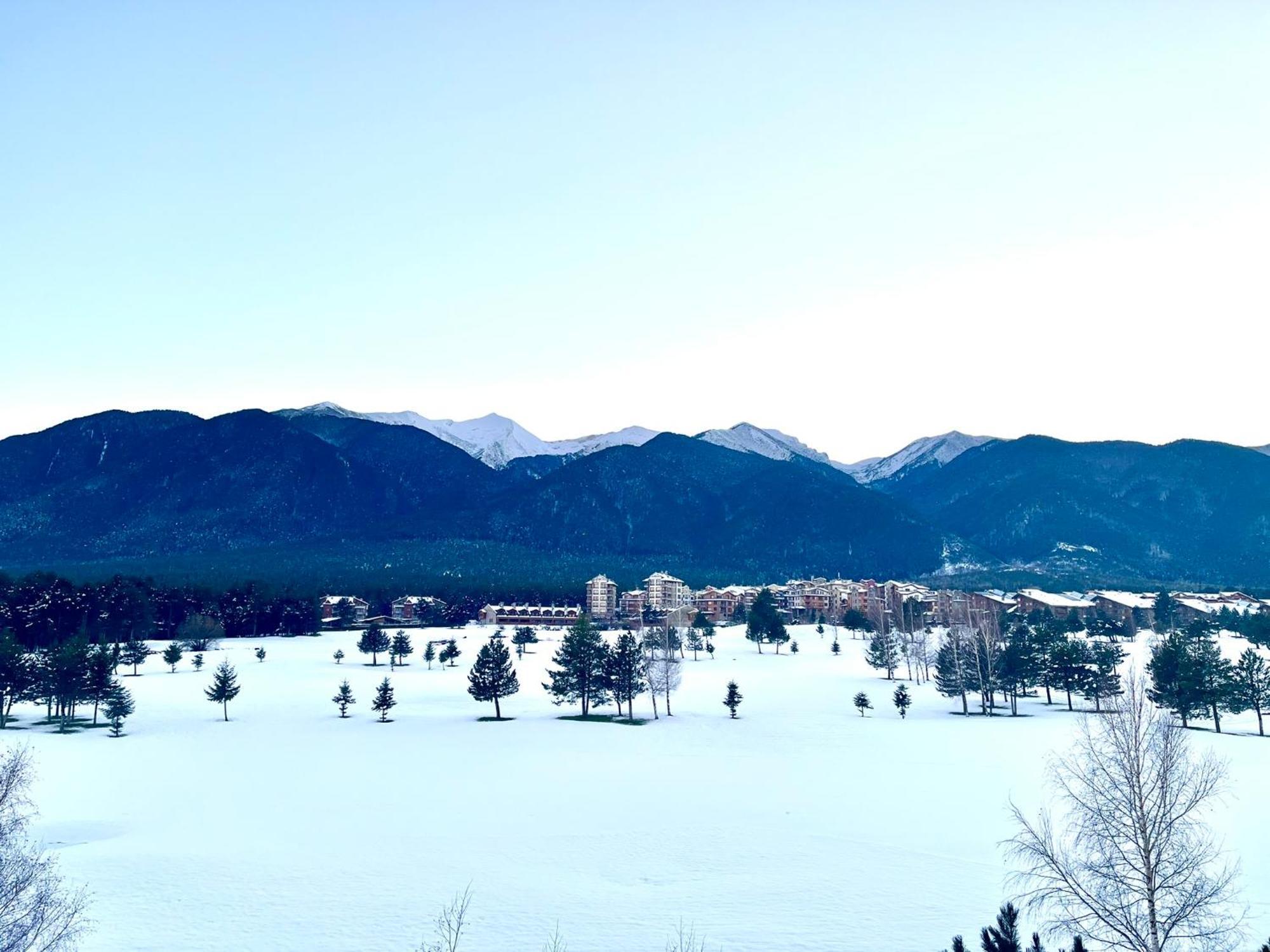 Pirin Bliss Apartment Ski, Spa And Relax At Terra Complex رازلوغ المظهر الخارجي الصورة